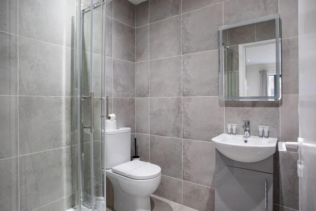 Luxury, Sleeps 6, City Centre Белфаст Екстериор снимка